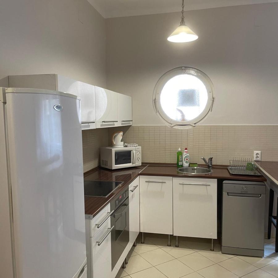 Elizabeth Bridge With Gellert-Hill View Apartment บูดาเปสต์ ภายนอก รูปภาพ