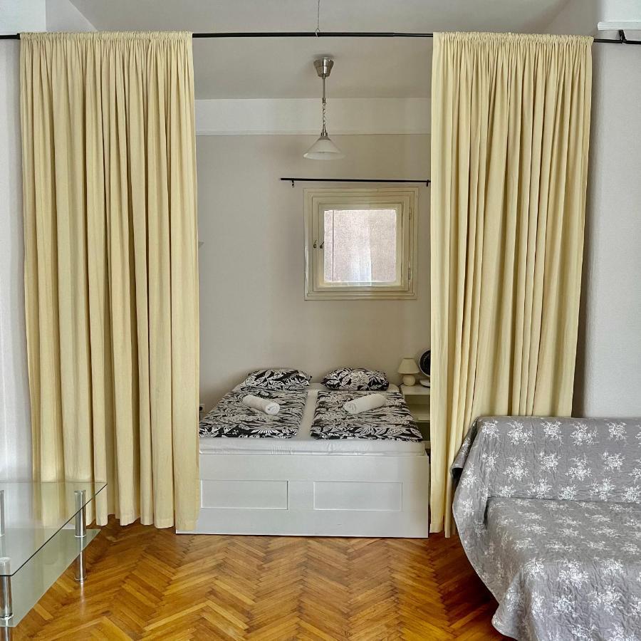 Elizabeth Bridge With Gellert-Hill View Apartment บูดาเปสต์ ภายนอก รูปภาพ